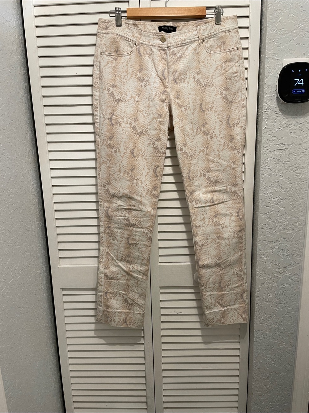 White House Black Market Slim-Leg Ankle Pants in Neutral Print